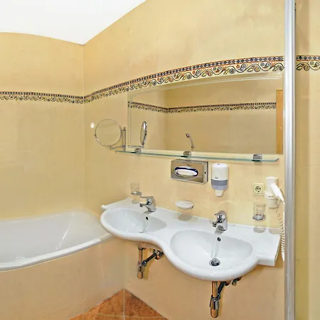 Hotel Strass - Sport &