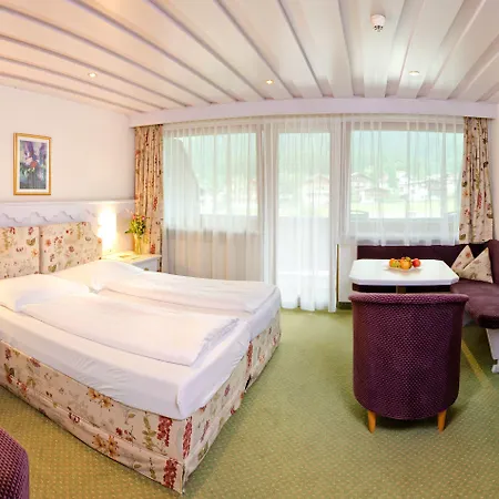 Hotel Strass - Sport &