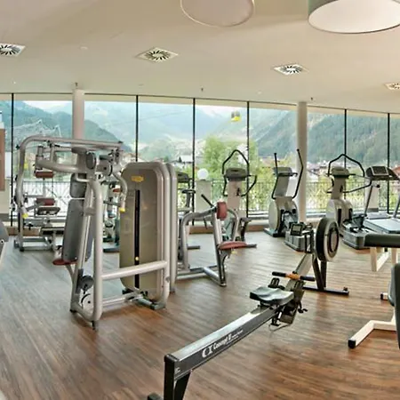 Hotel Strass - Sport & Mayrhofen