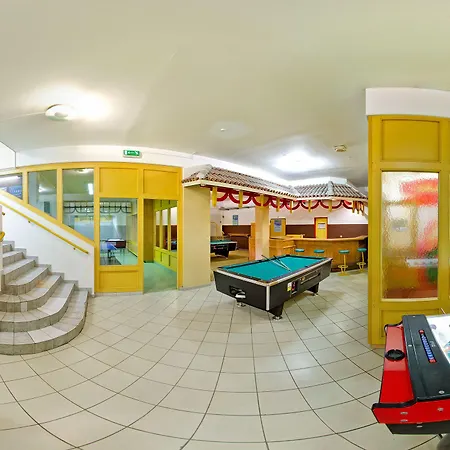 Strass - Sport & Hotel