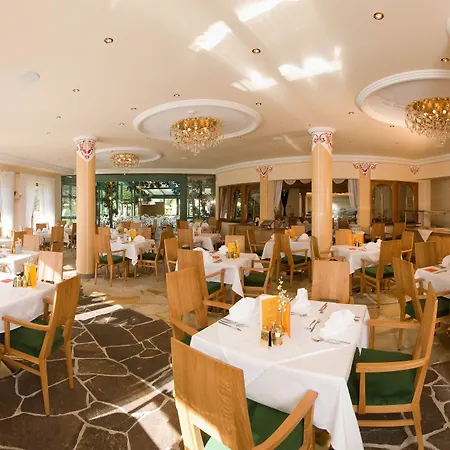 Strass - Sport & 4* Mayrhofen