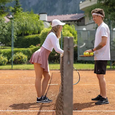 Strass - Sport & Hotel