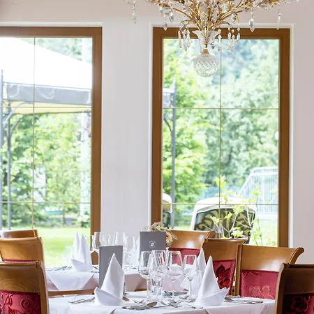 Strass - Sport & 4* Mayrhofen