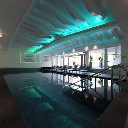 Strass - Sport & 4* Mayrhofen