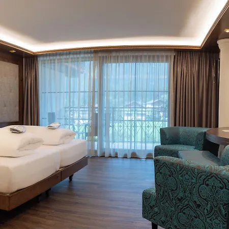 Strass - Sport & 4* Mayrhofen