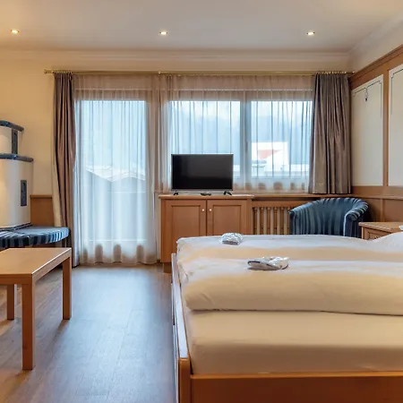 Hotel Strass - Sport &