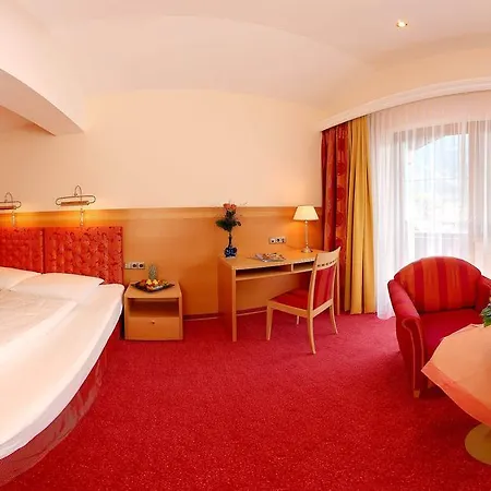 Hotel Strass - Sport & 4*
