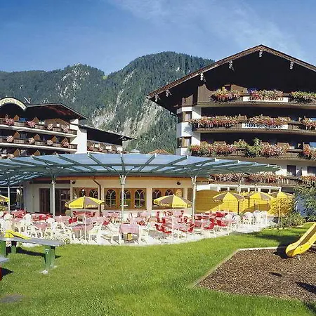 Strass - Sport & Hotel