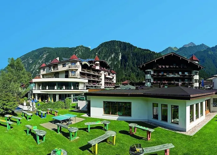 Strass - Sport & Hotel