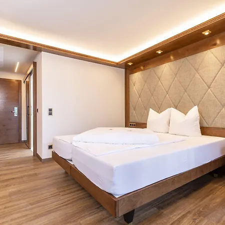 Hotel Strass - Sport & 4*